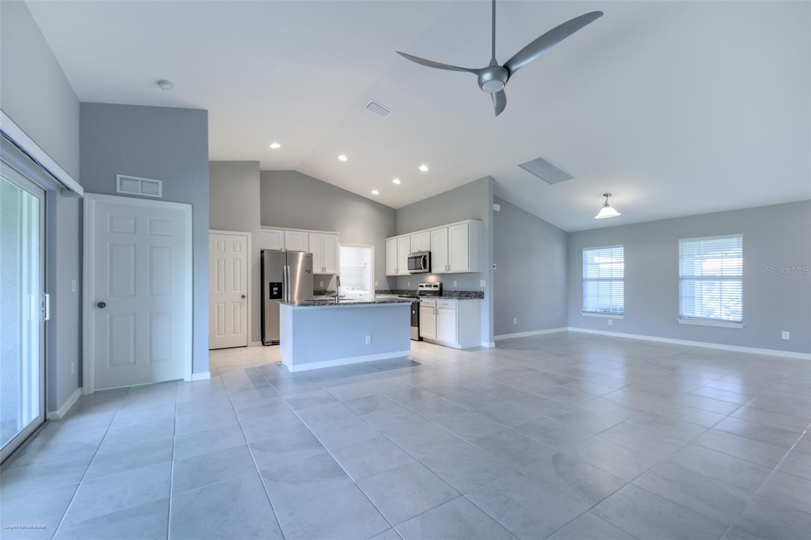 Image 10 of 50 For 25583 Deep Creek Boulevard