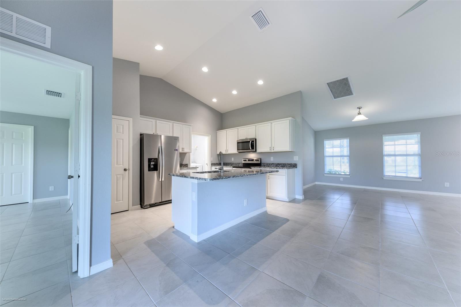 Image 11 of 50 For 25583 Deep Creek Boulevard