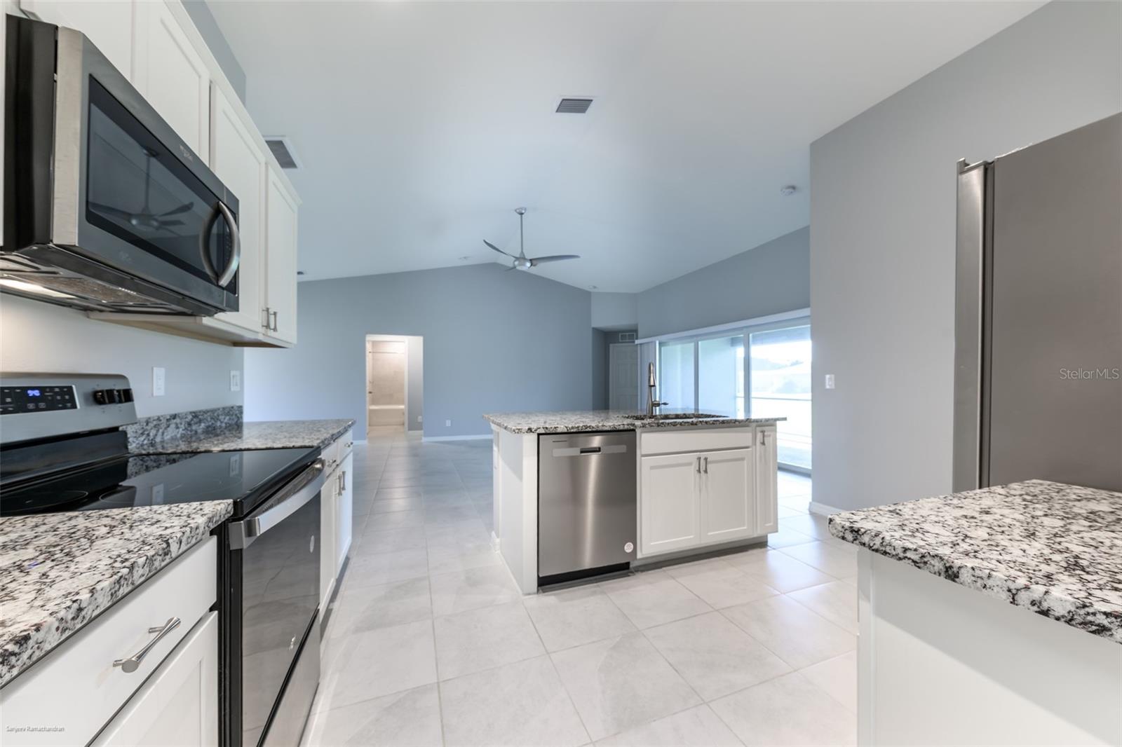 Image 19 of 50 For 25583 Deep Creek Boulevard