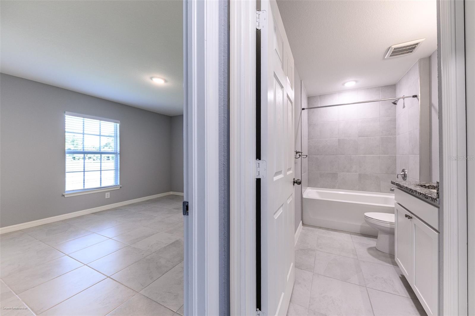 Image 37 of 50 For 25583 Deep Creek Boulevard