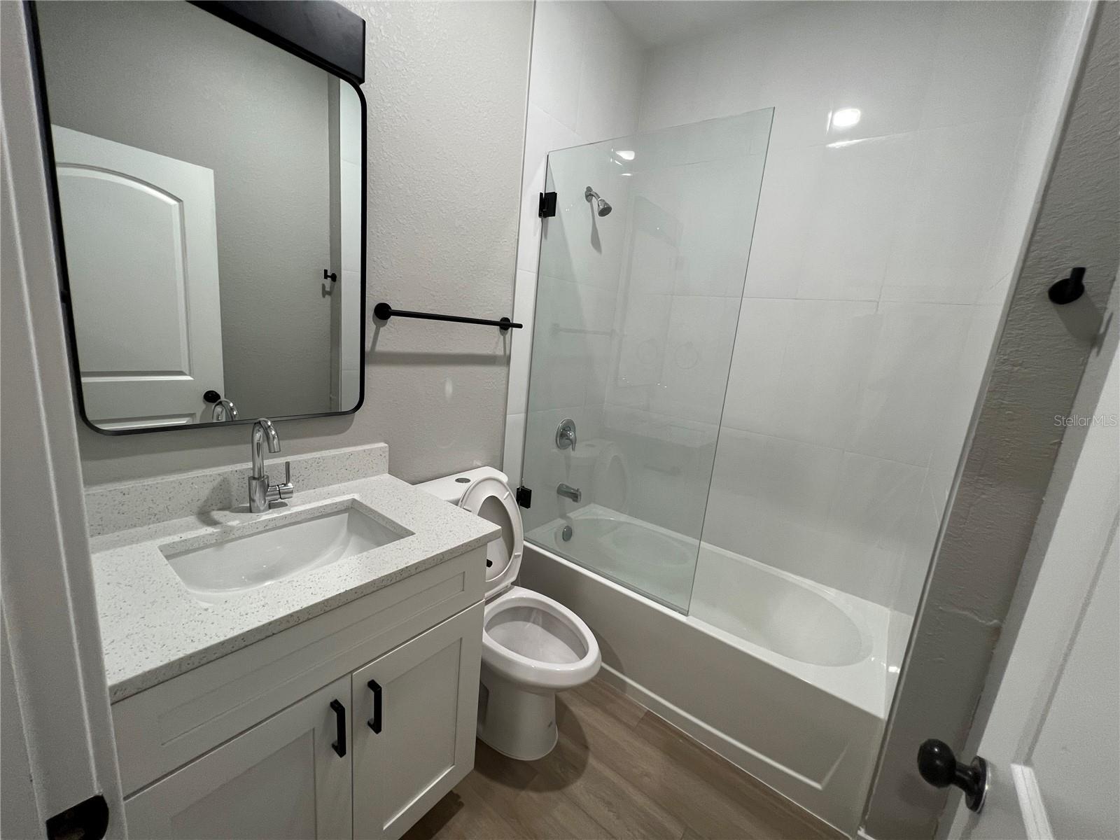 Image 10 of 20 For 12130 Henley Avenue
