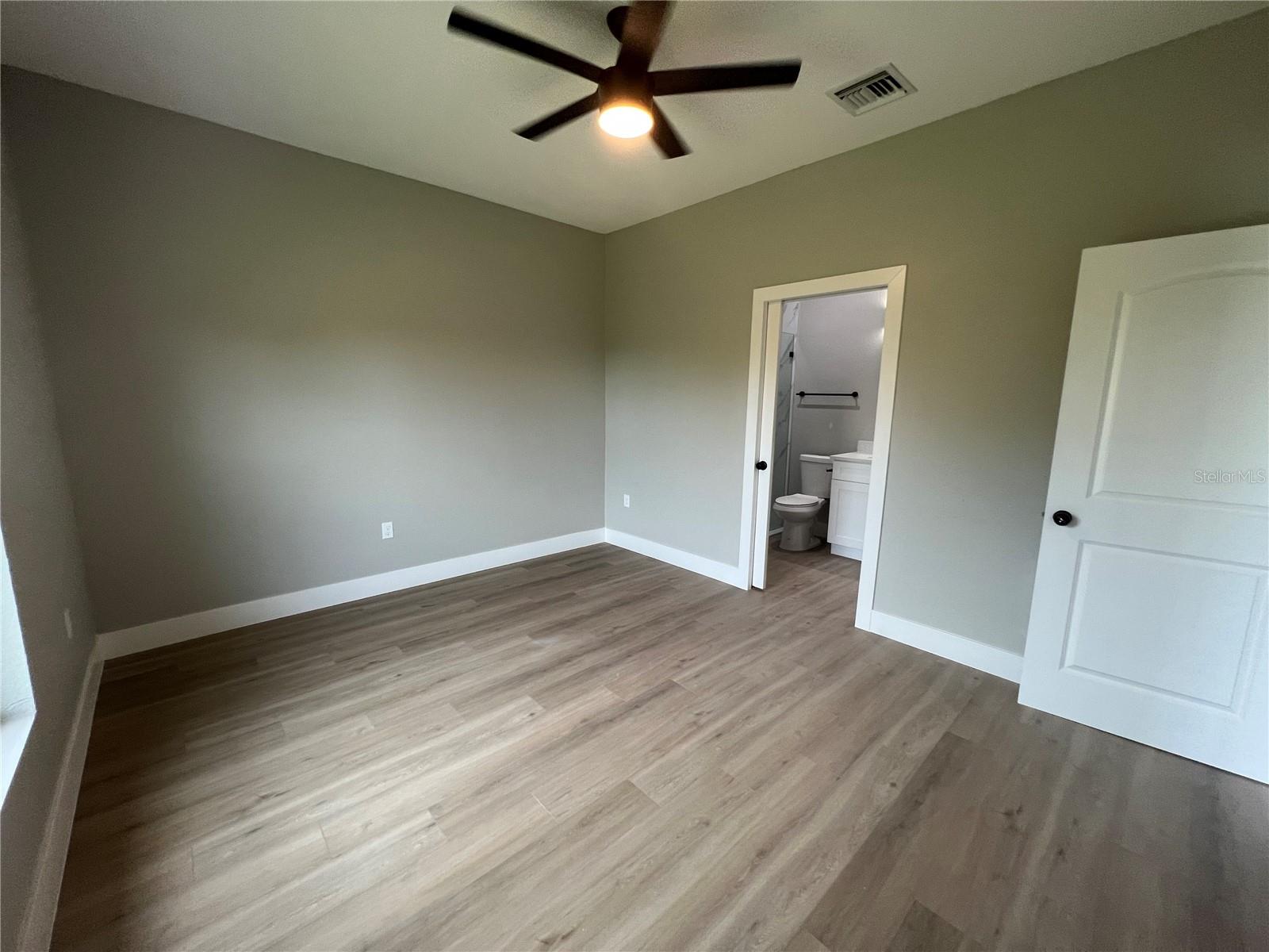 Image 14 of 20 For 12130 Henley Avenue