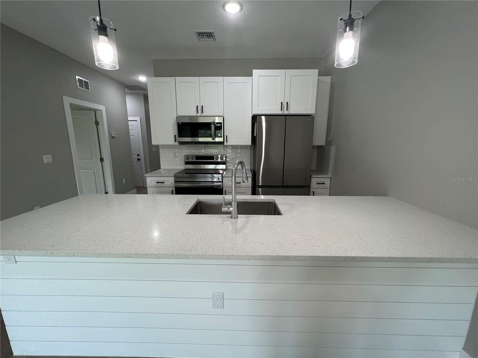 Image 7 of 20 For 12130 Henley Avenue