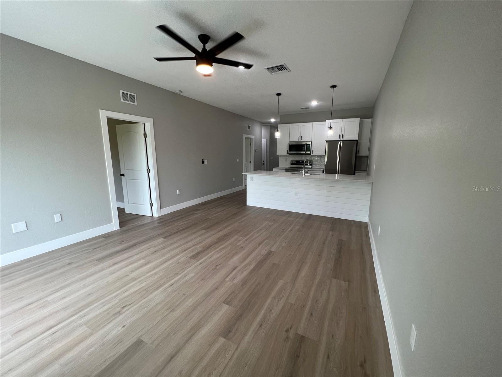 Image 8 of 20 For 12130 Henley Avenue