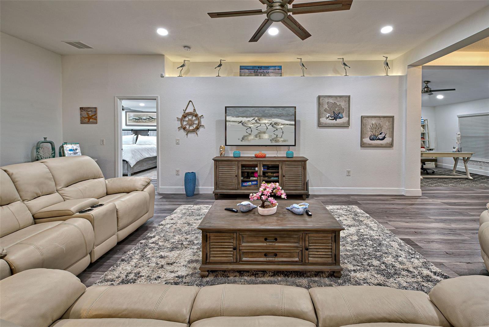 Image 22 of 61 For 13536 Ainsworth Lane