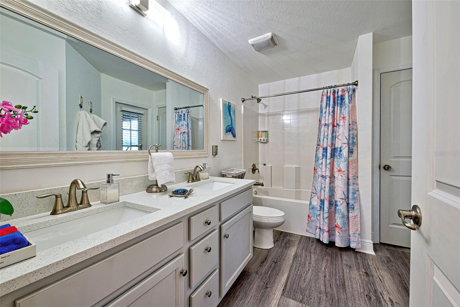 Image 30 of 61 For 13536 Ainsworth Lane