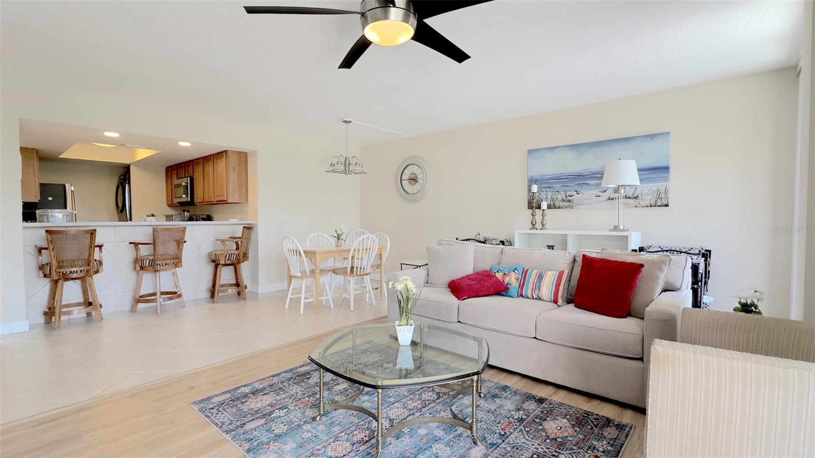 Image 3 of 32 For 25188 Marion Avenue D103