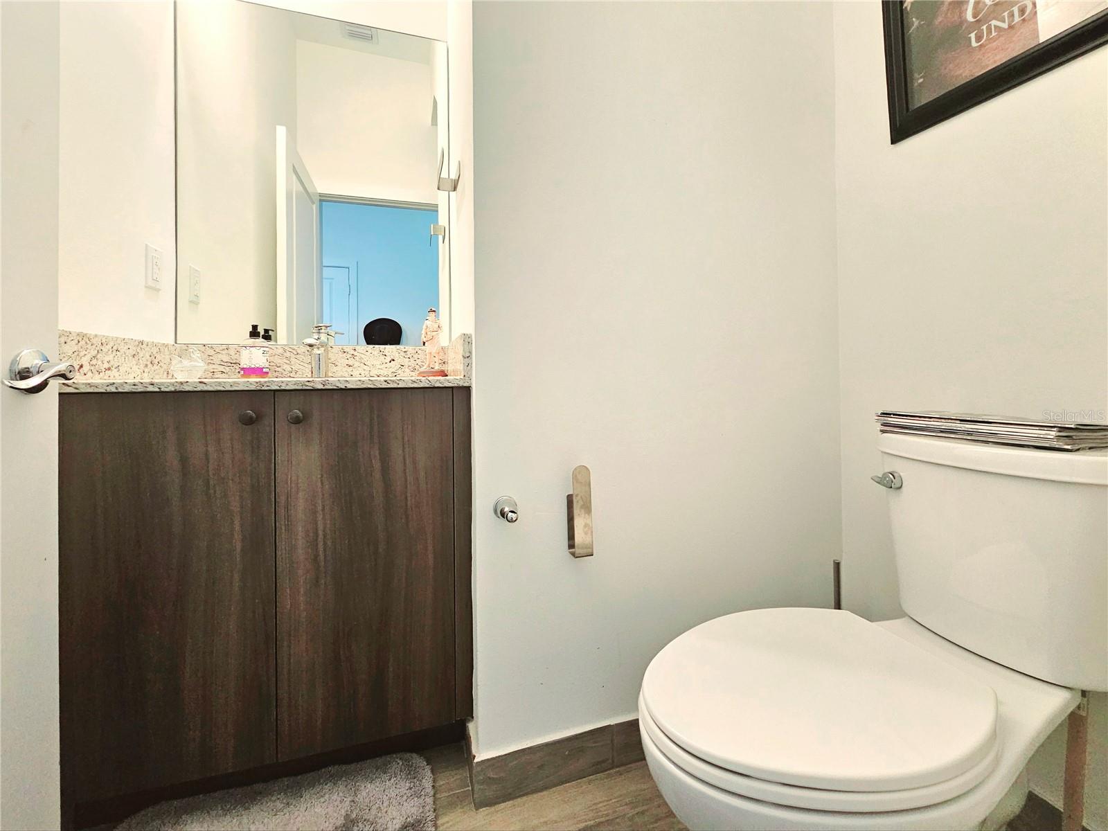 Image 17 of 61 For 5582 Carrara Drive
