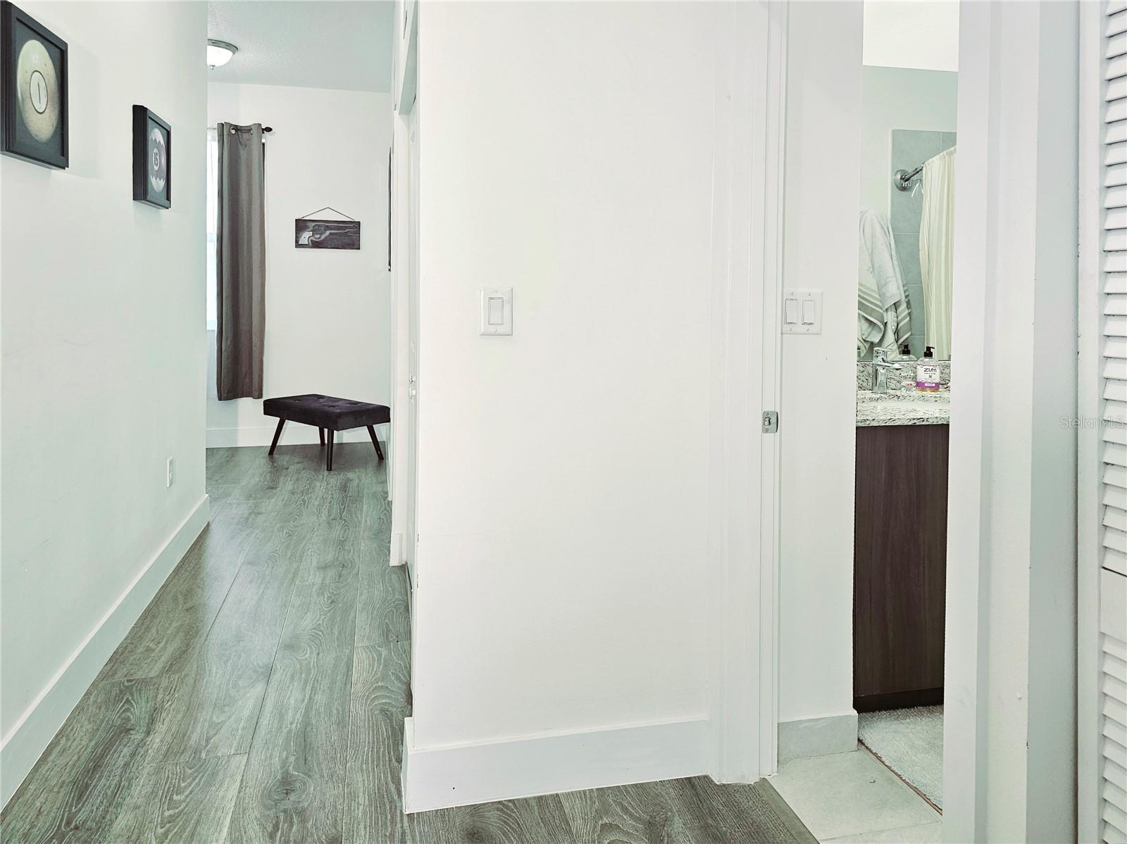 Image 20 of 61 For 5582 Carrara Drive