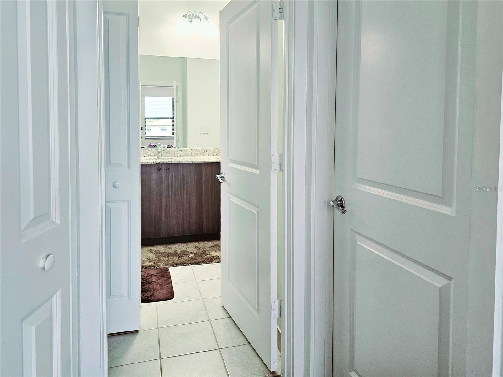 Image 25 of 61 For 5582 Carrara Drive
