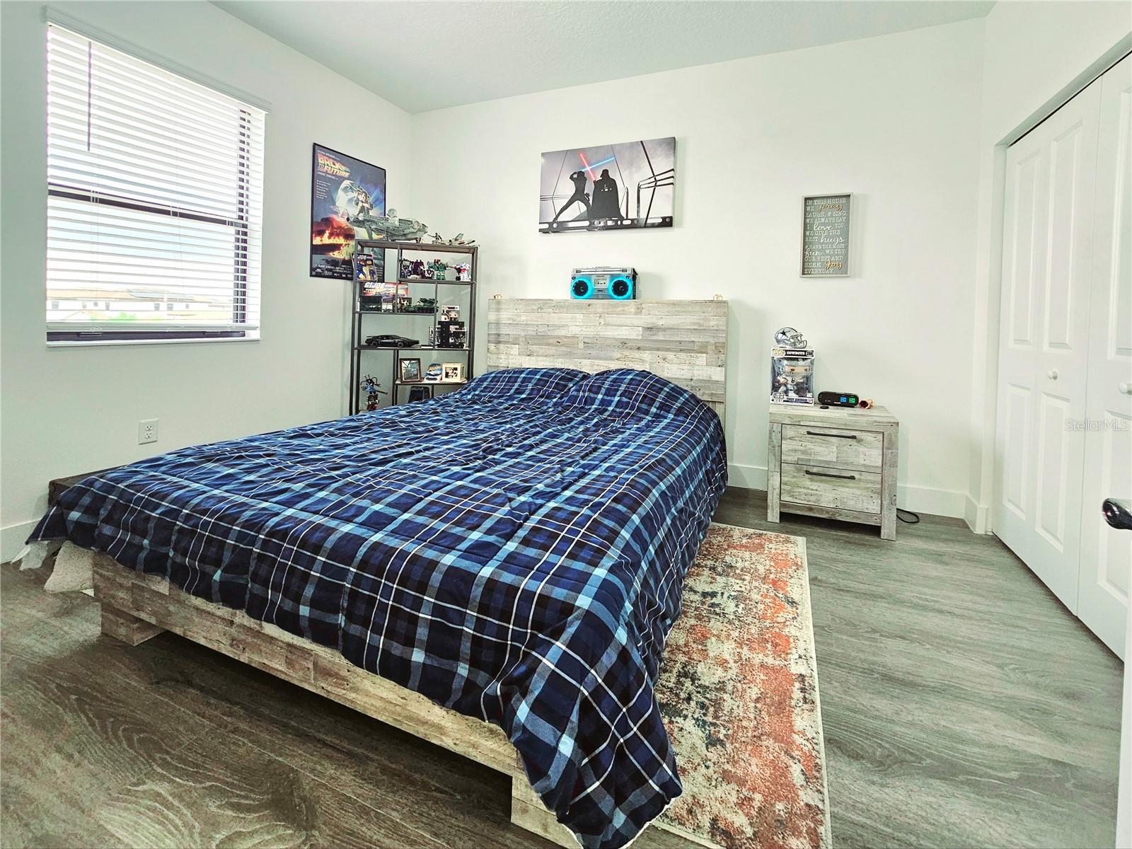 Image 30 of 61 For 5582 Carrara Drive