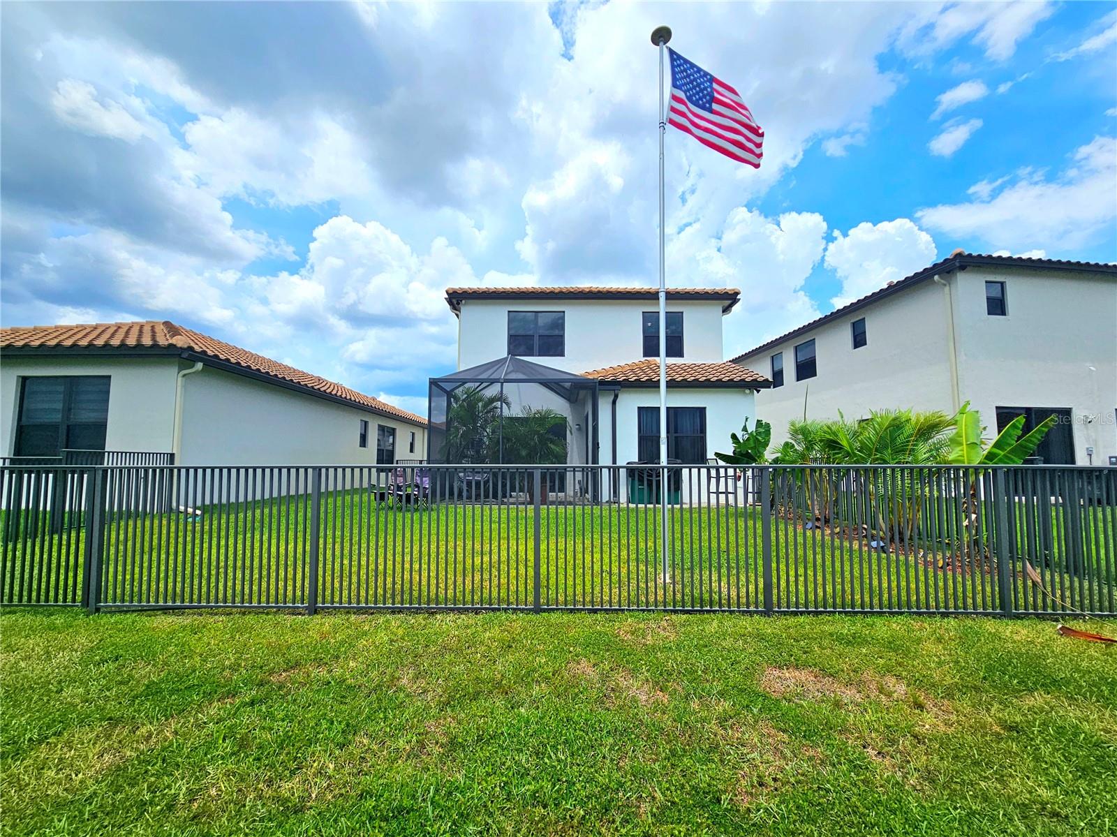 Image 34 of 61 For 5582 Carrara Drive