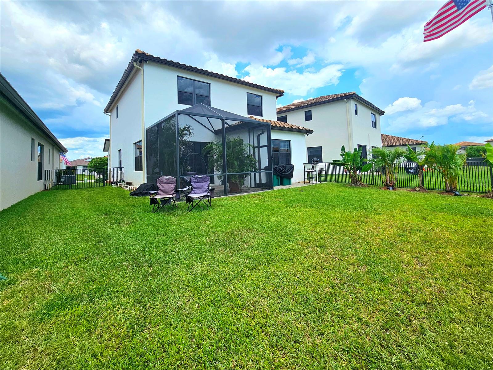 Image 35 of 61 For 5582 Carrara Drive