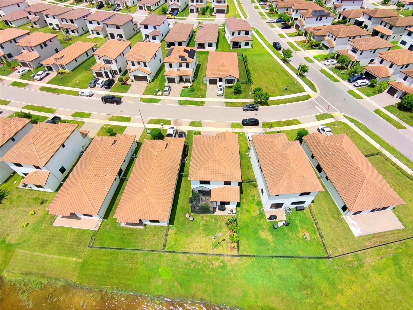 Image 39 of 61 For 5582 Carrara Drive