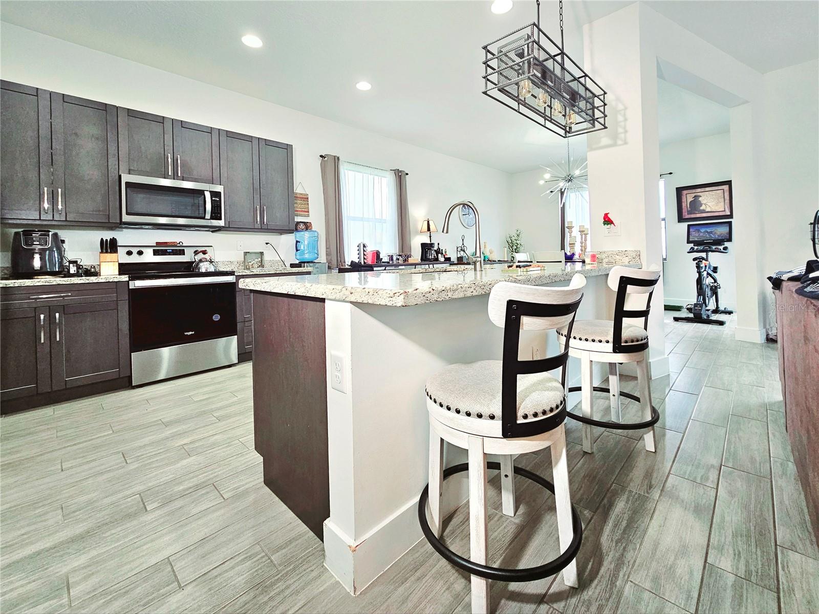 Image 4 of 61 For 5582 Carrara Drive