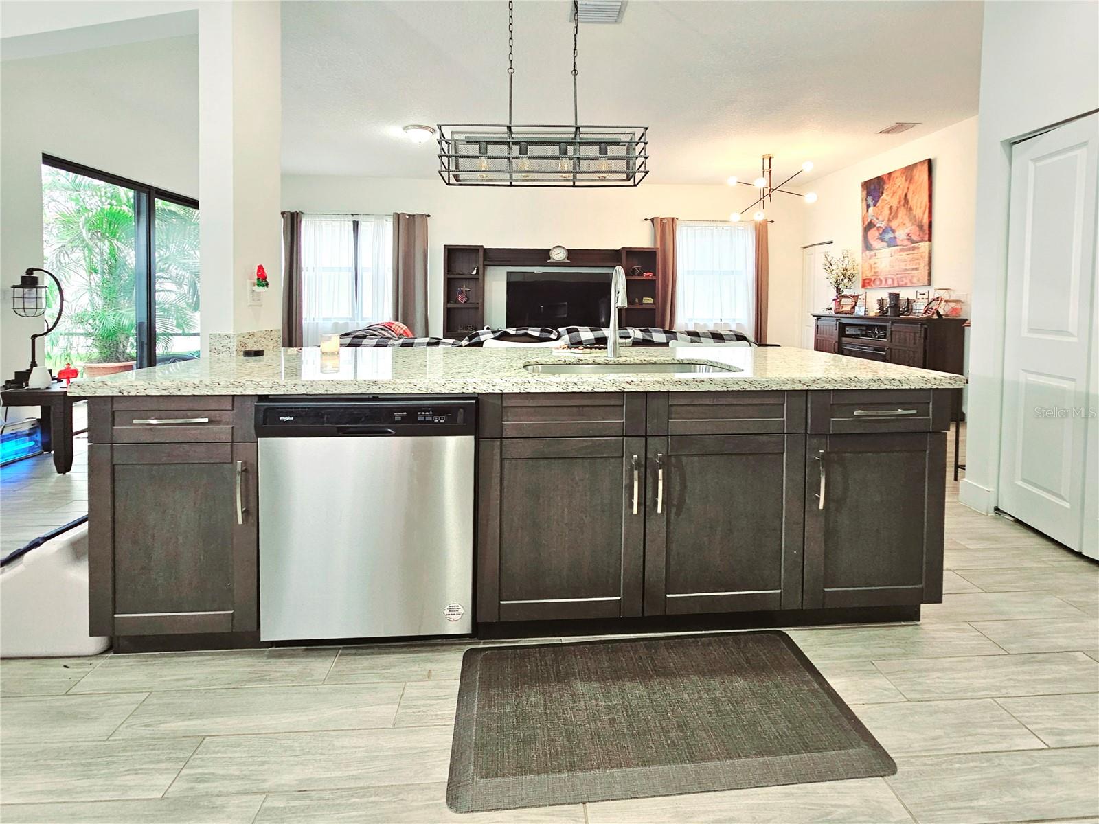 Image 5 of 61 For 5582 Carrara Drive