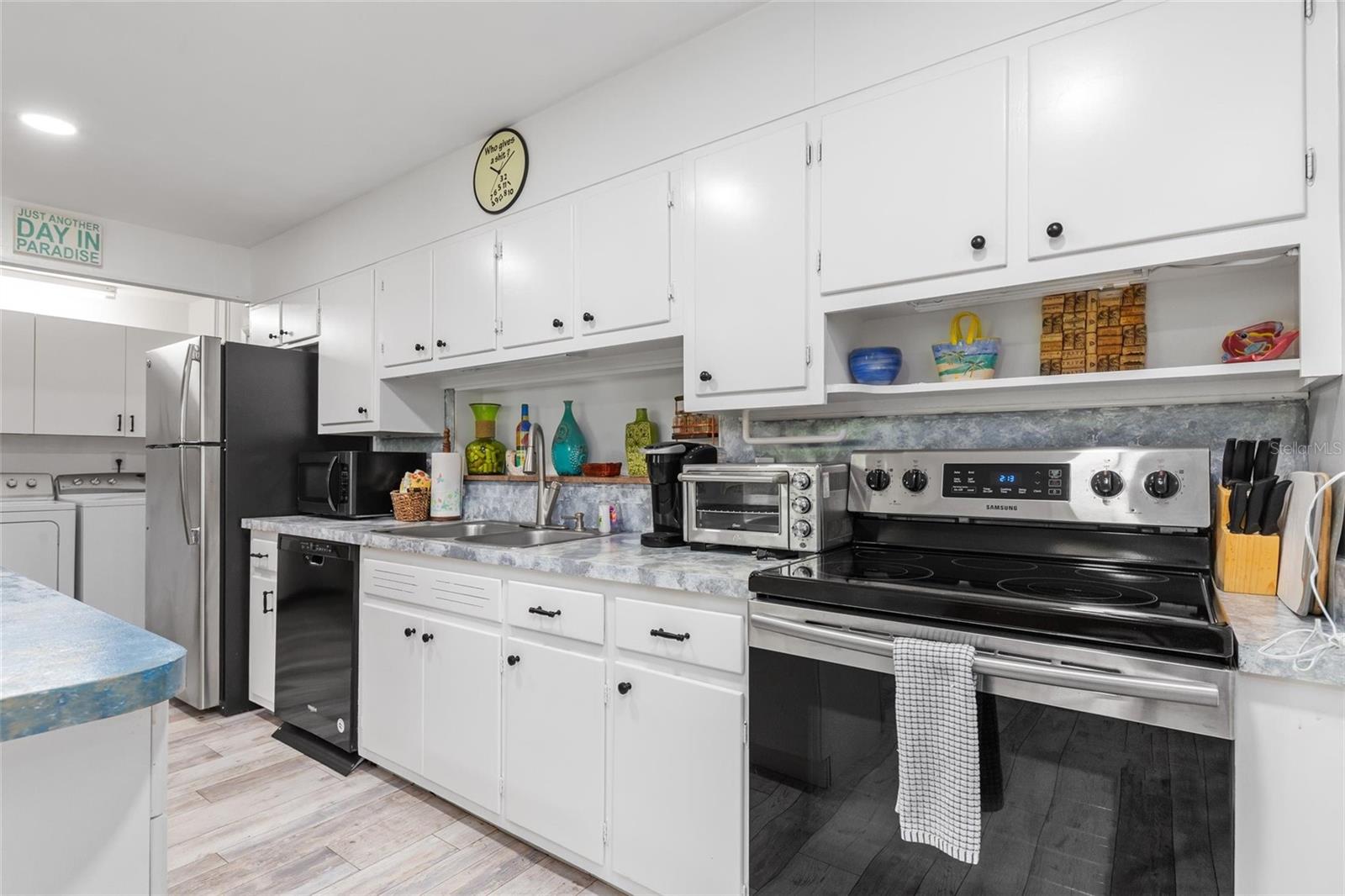 Image 11 of 59 For 3045 Datura Road