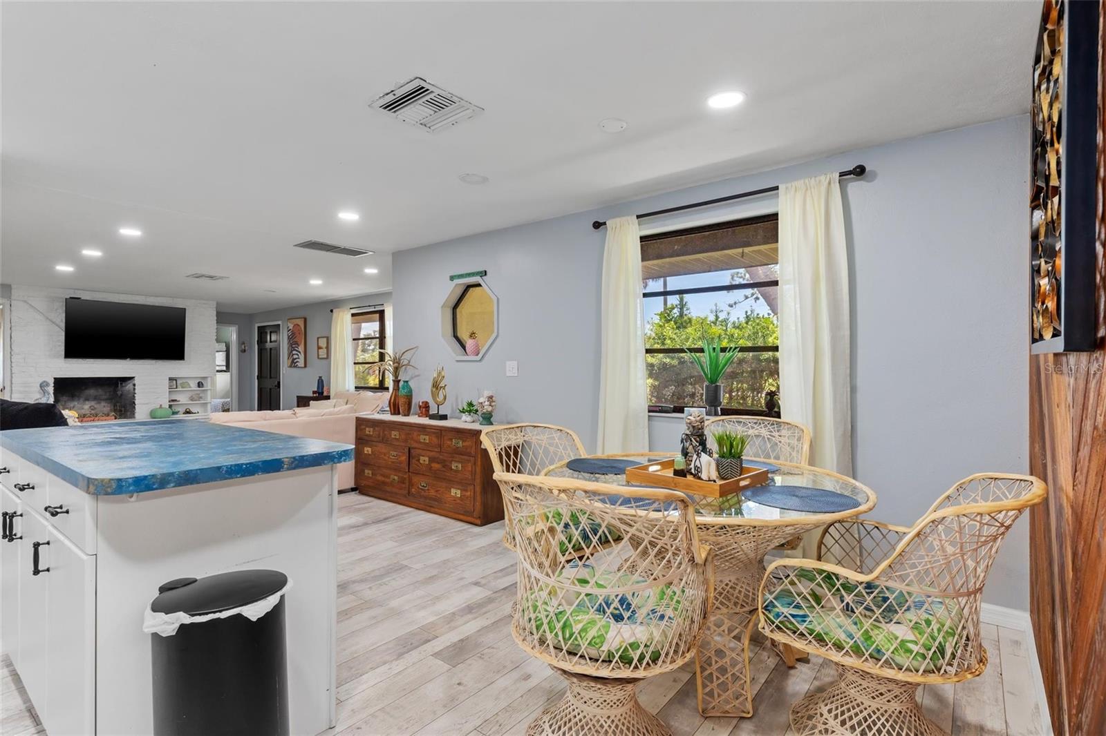 Image 14 of 59 For 3045 Datura Road