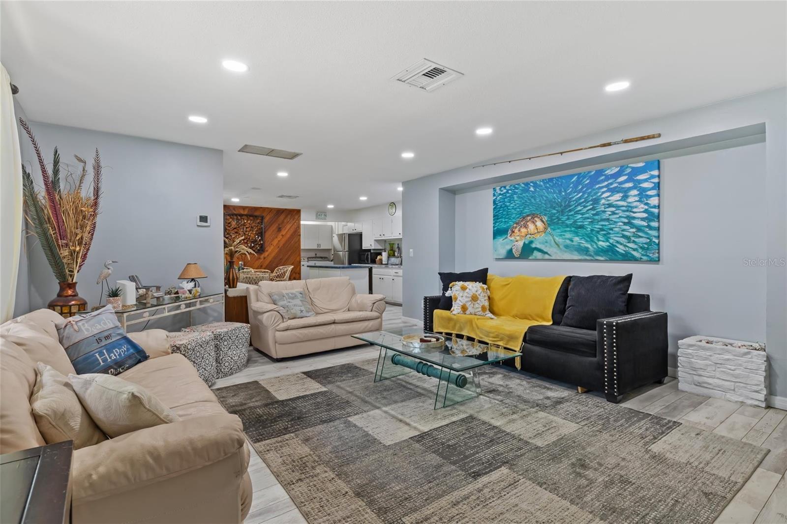 Image 4 of 59 For 3045 Datura Road