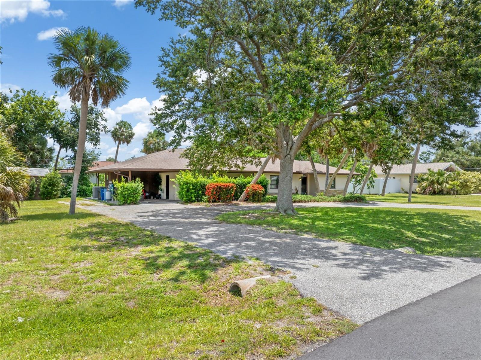 Image 40 of 59 For 3045 Datura Road