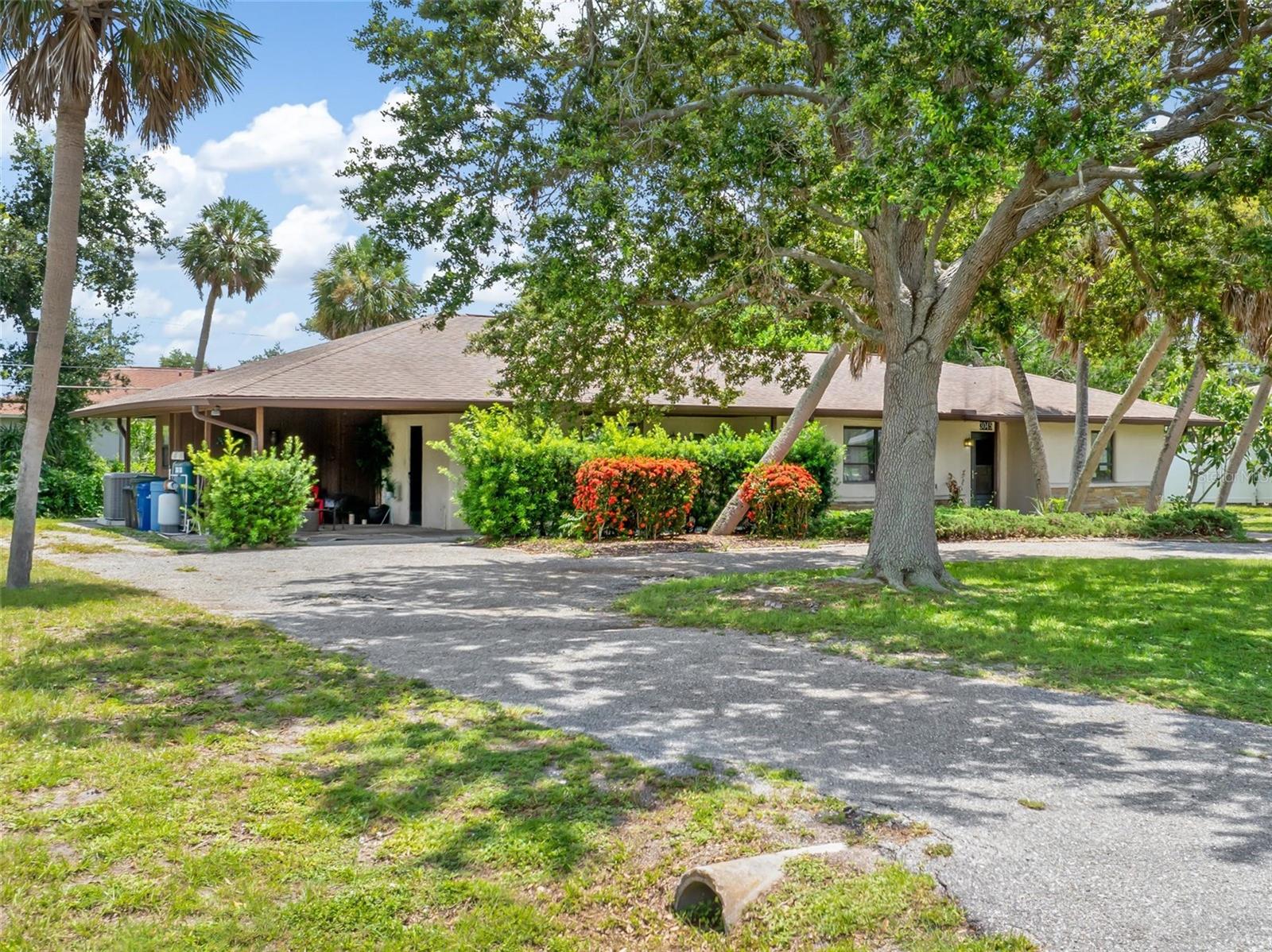 Image 41 of 59 For 3045 Datura Road