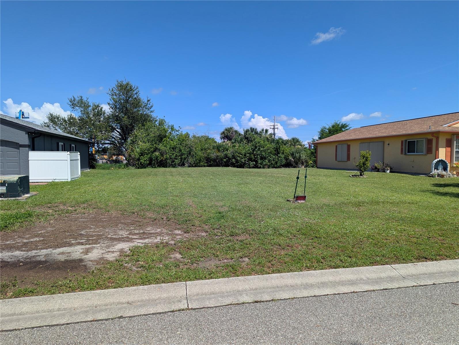 Image 4 of 6 For 493 Ricold Terrace