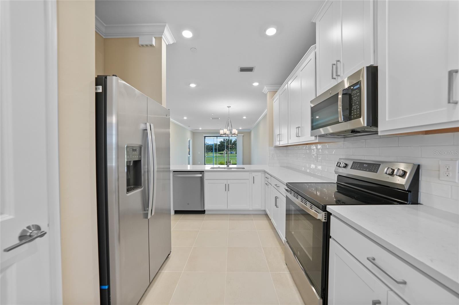 Image 10 of 34 For 23445 Collina Way 103