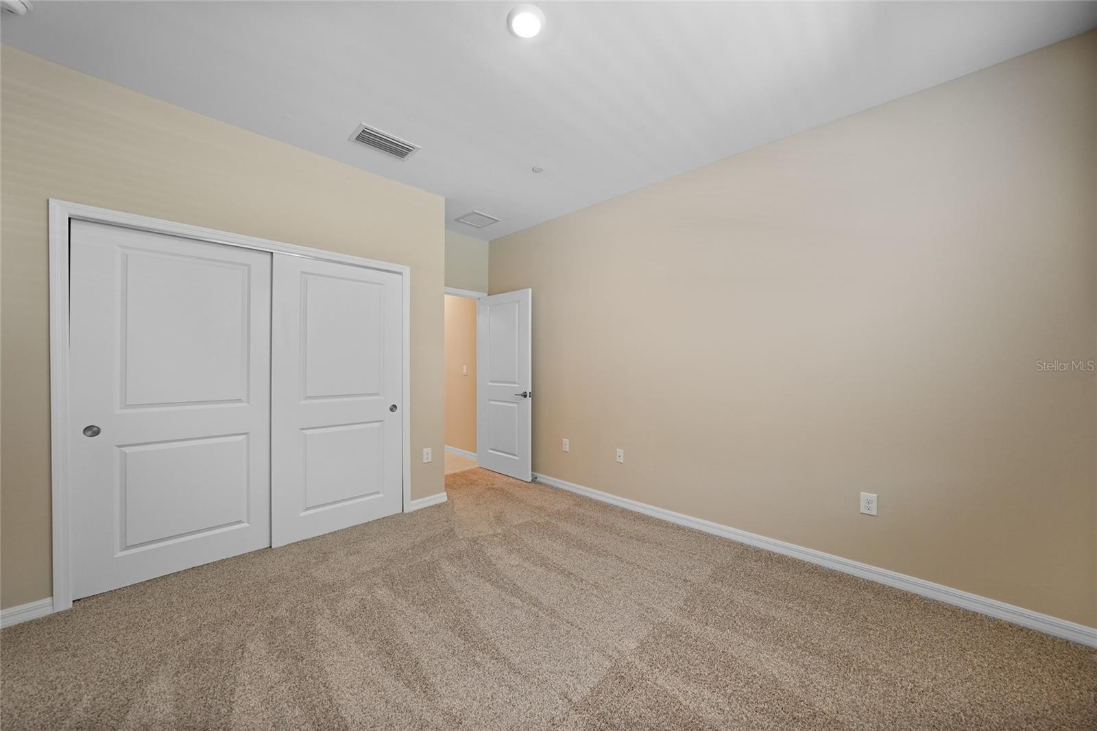 Image 18 of 34 For 23445 Collina Way 103