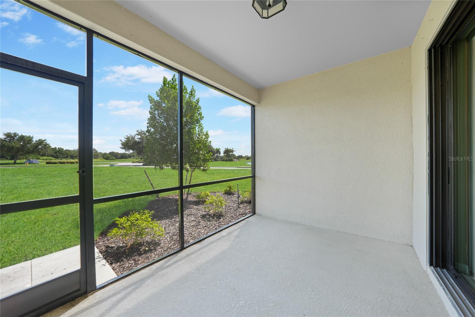 Image 22 of 34 For 23445 Collina Way 103