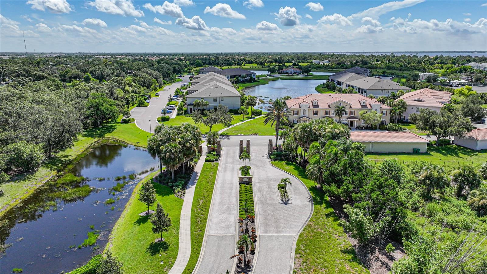 Image 32 of 34 For 23445 Collina Way 103
