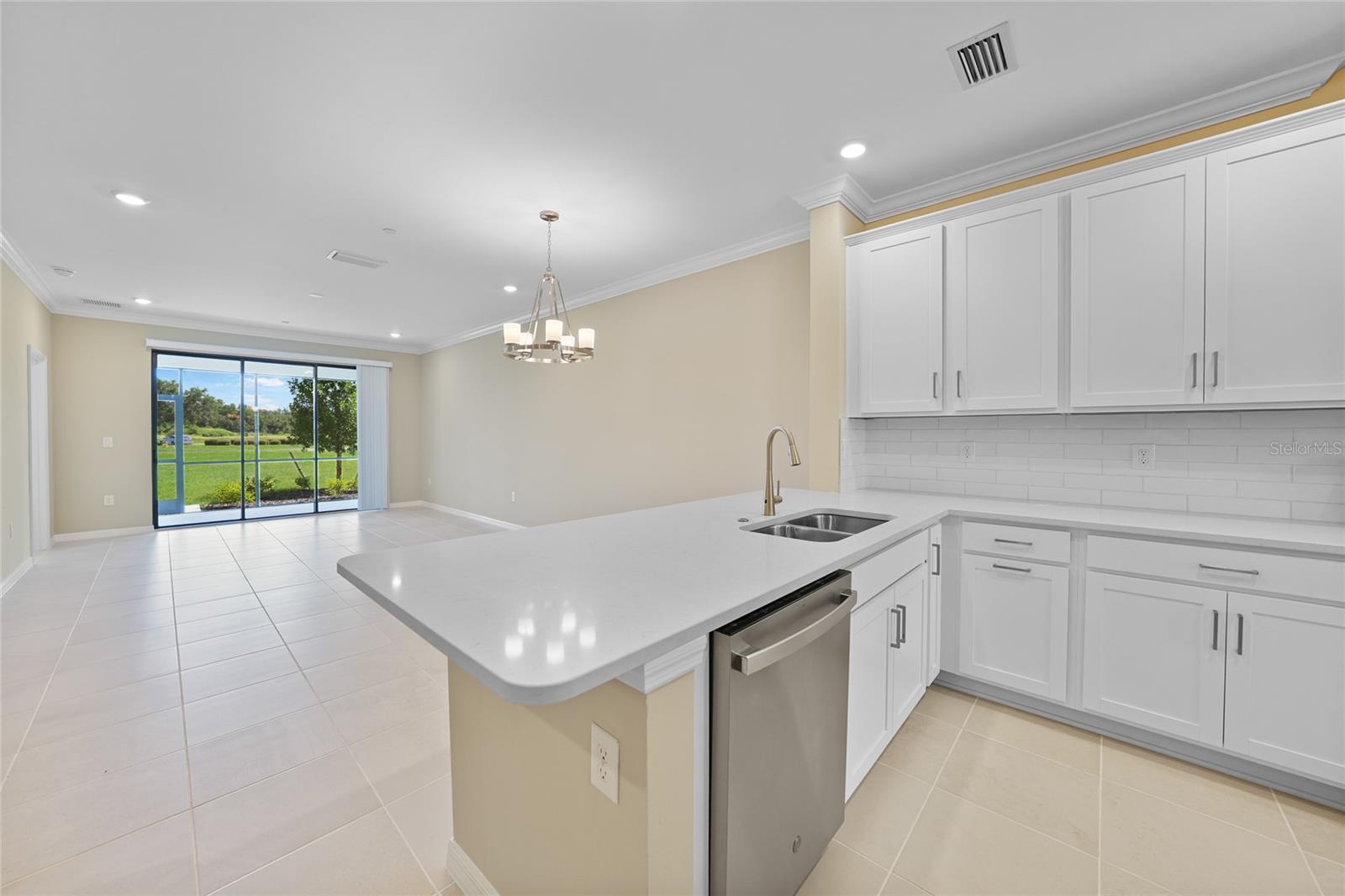 Image 9 of 34 For 23445 Collina Way 103