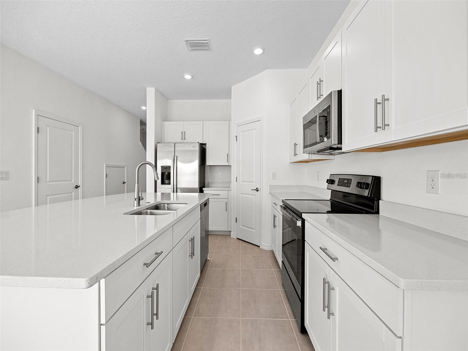 Image 23 of 38 For 5728 Haven Terrace