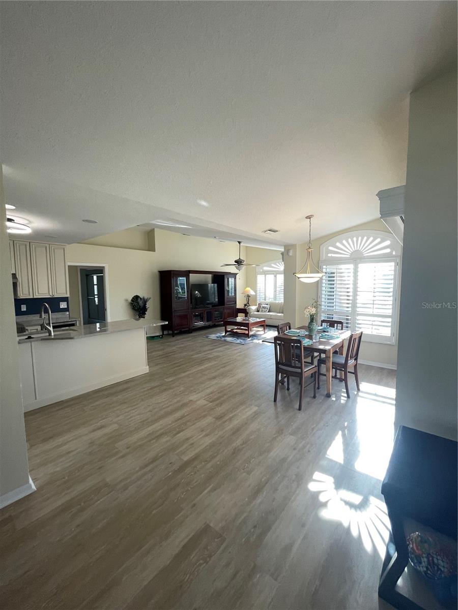 Image 7 of 72 For 310 Caicos Drive