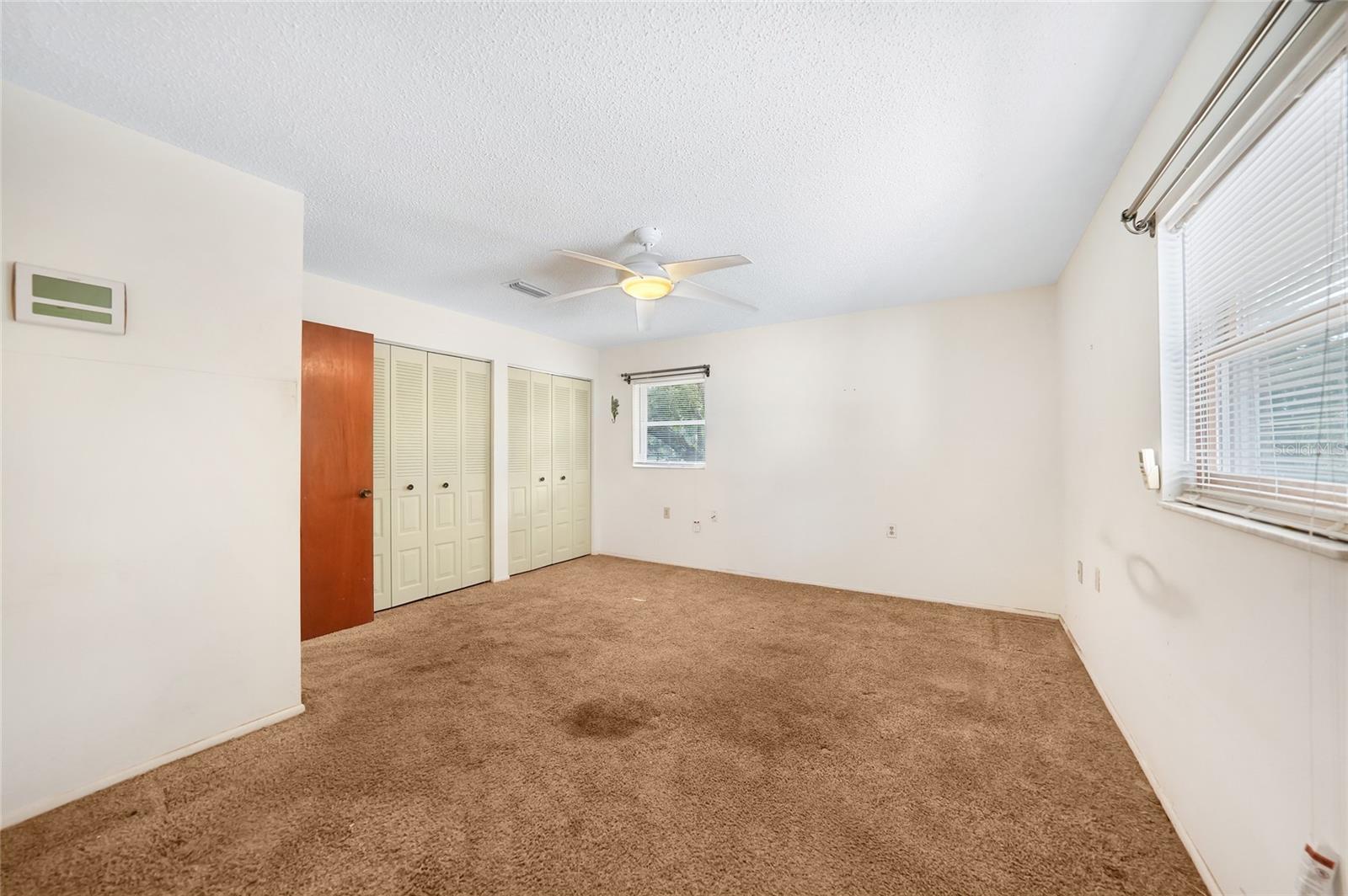 Image 14 of 57 For 5018 Oak Hill Avenue