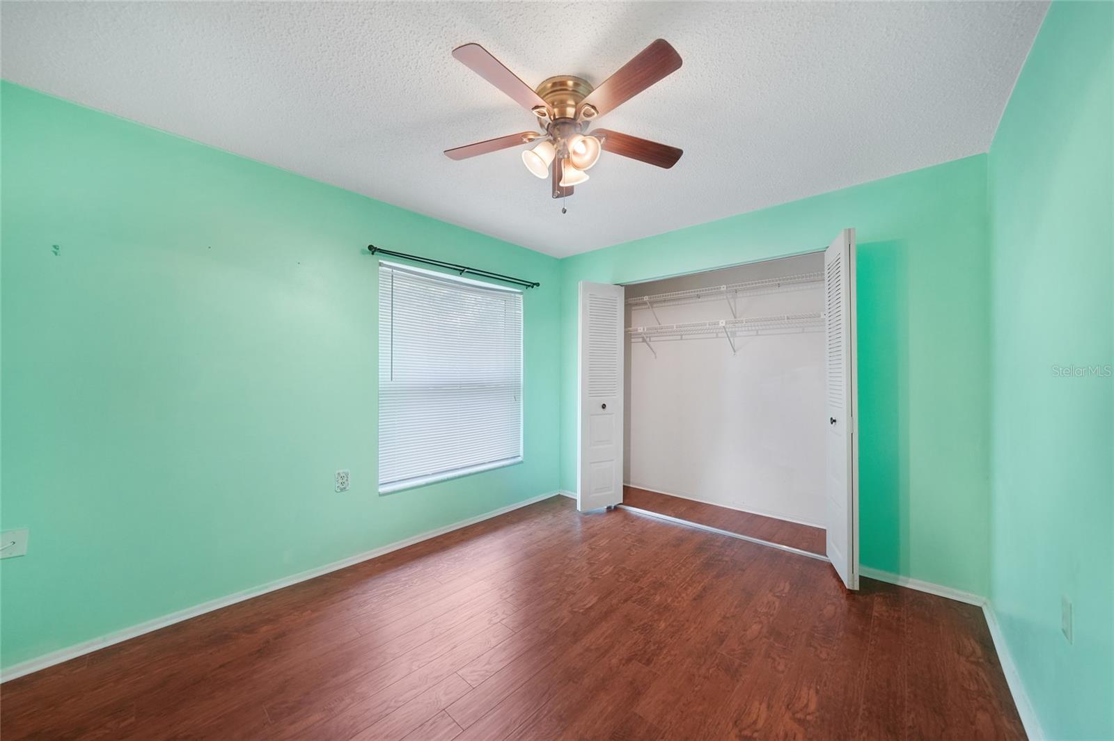 Image 18 of 57 For 5018 Oak Hill Avenue