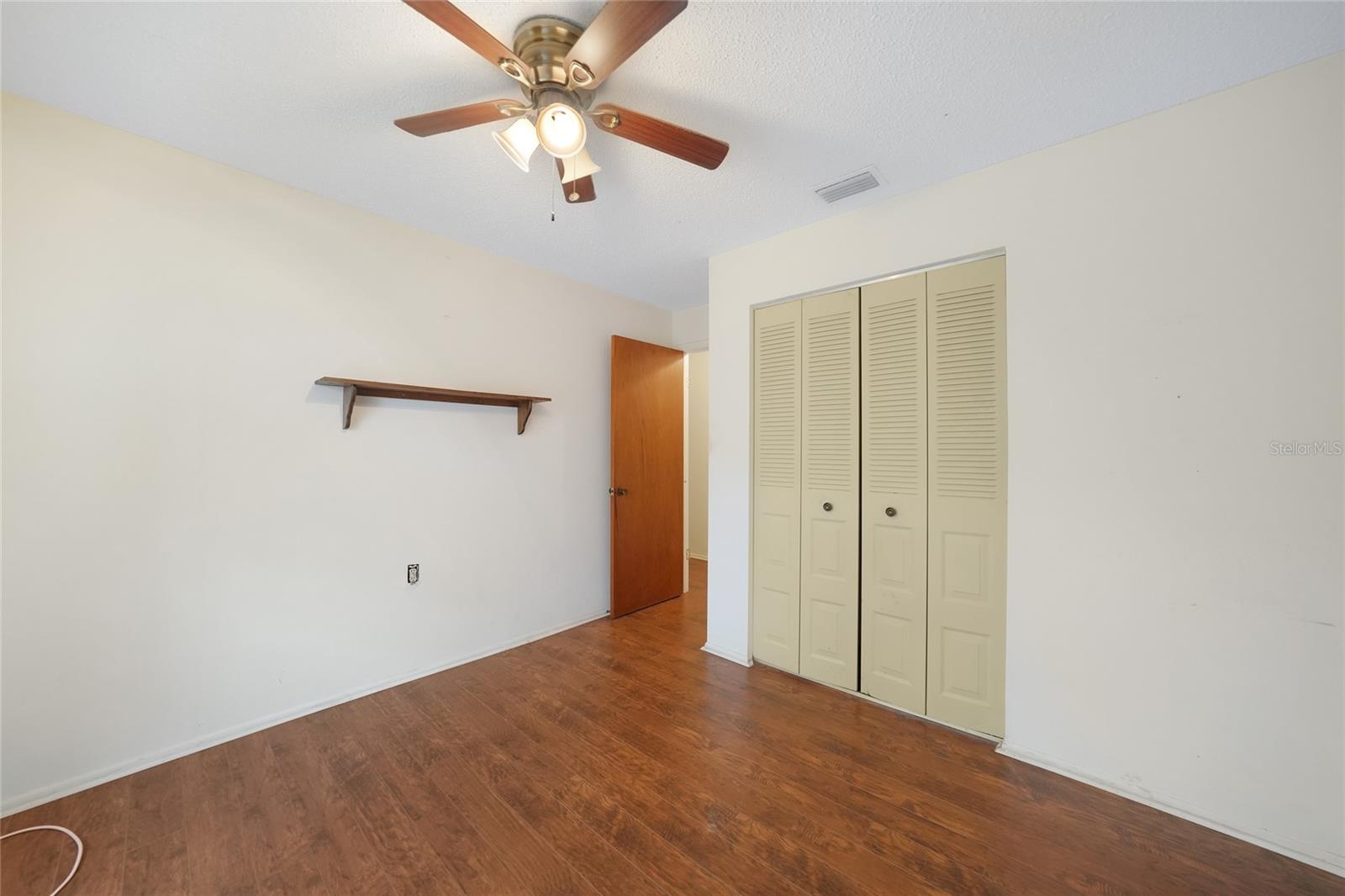 Image 21 of 57 For 5018 Oak Hill Avenue