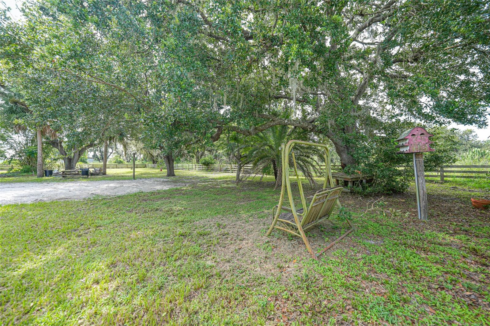 Image 31 of 57 For 5018 Oak Hill Avenue