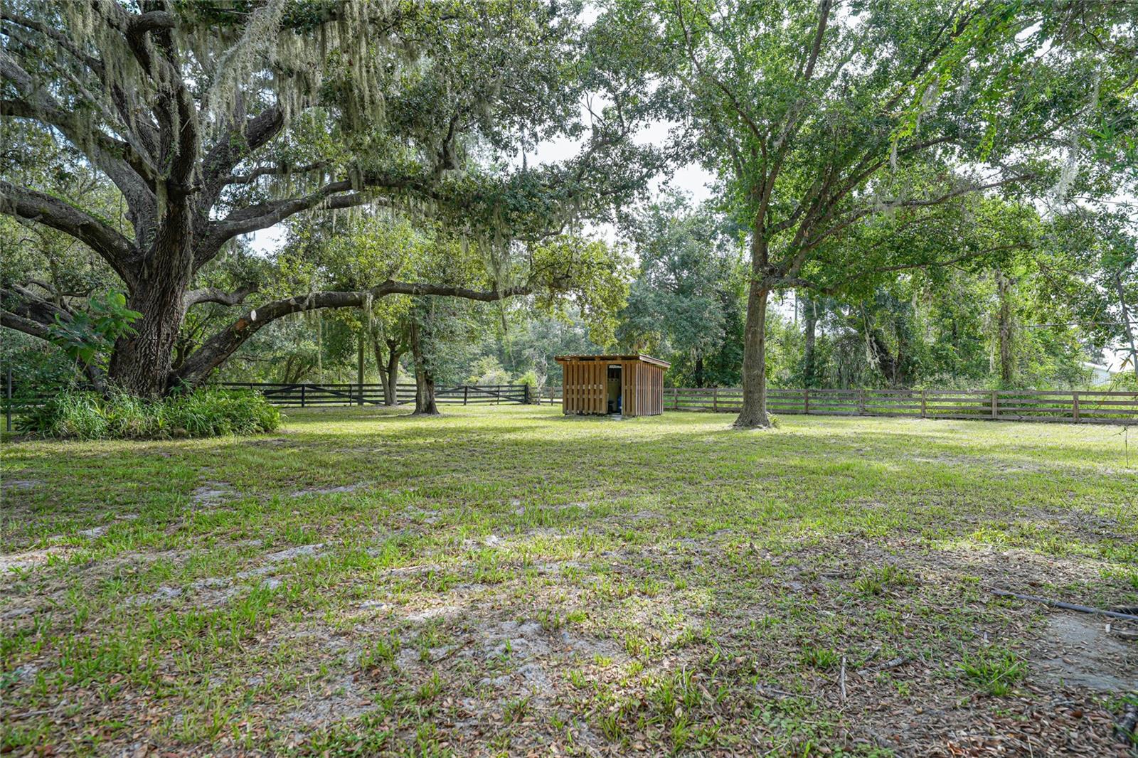 Image 37 of 57 For 5018 Oak Hill Avenue