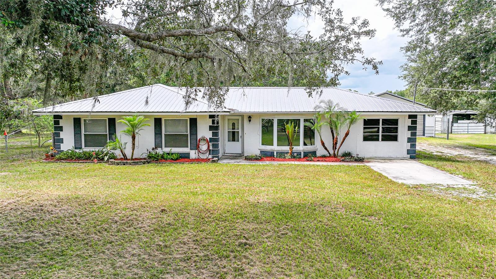 Image 49 of 57 For 5018 Oak Hill Avenue