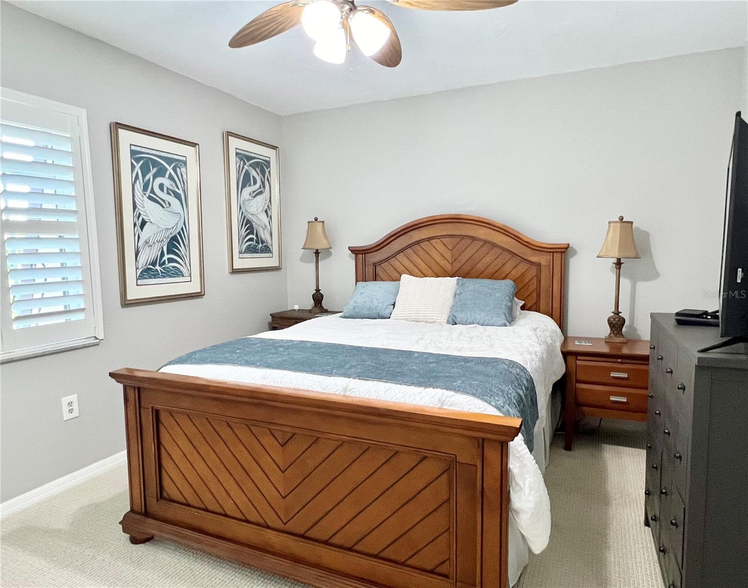 Image 18 of 33 For 23465 Harborview Road 731