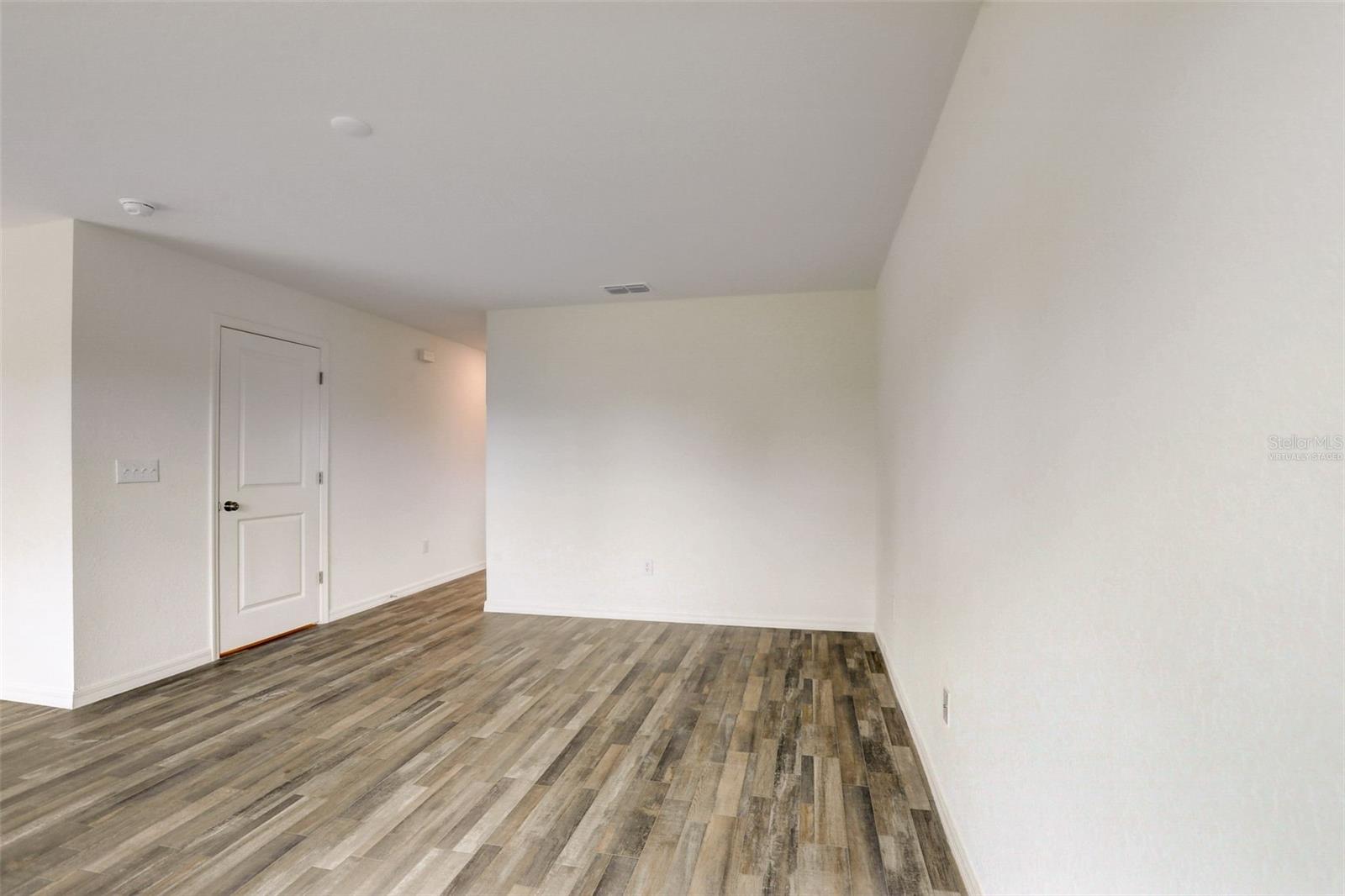 Image 11 of 45 For 5128 Silver Bell Drive