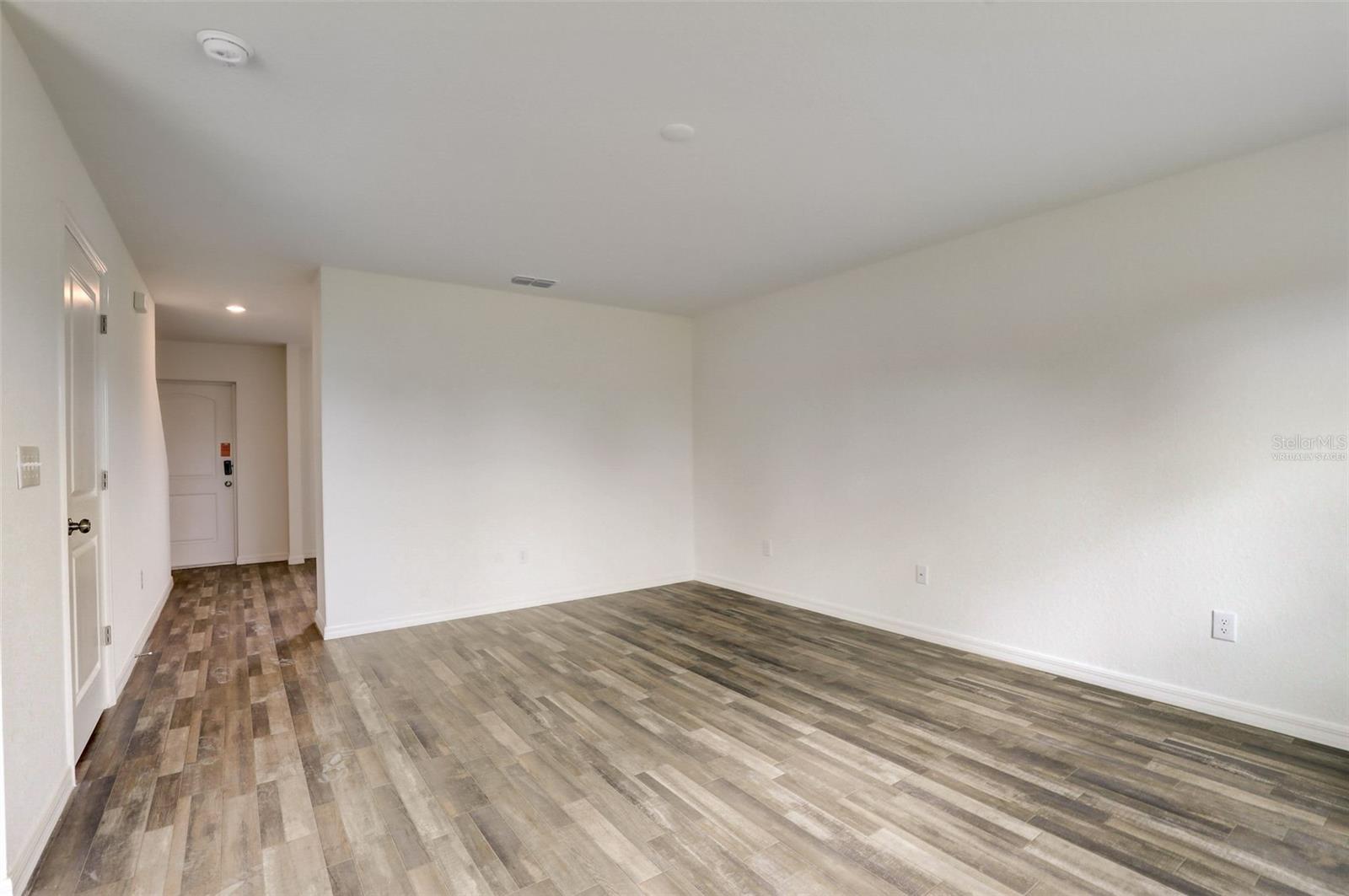 Image 12 of 45 For 5128 Silver Bell Drive