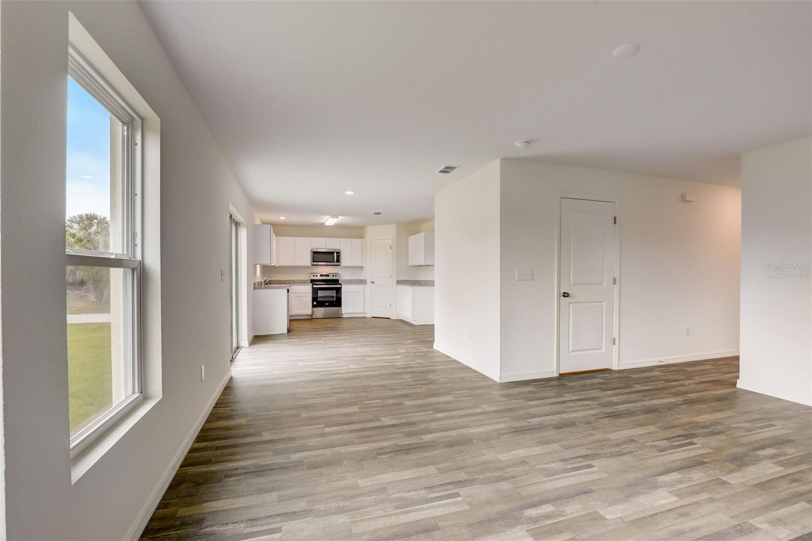 Image 13 of 45 For 5128 Silver Bell Drive