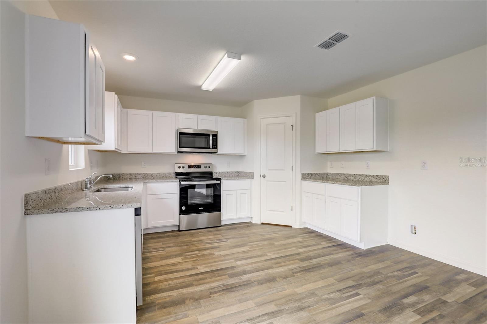 Image 15 of 45 For 5128 Silver Bell Drive