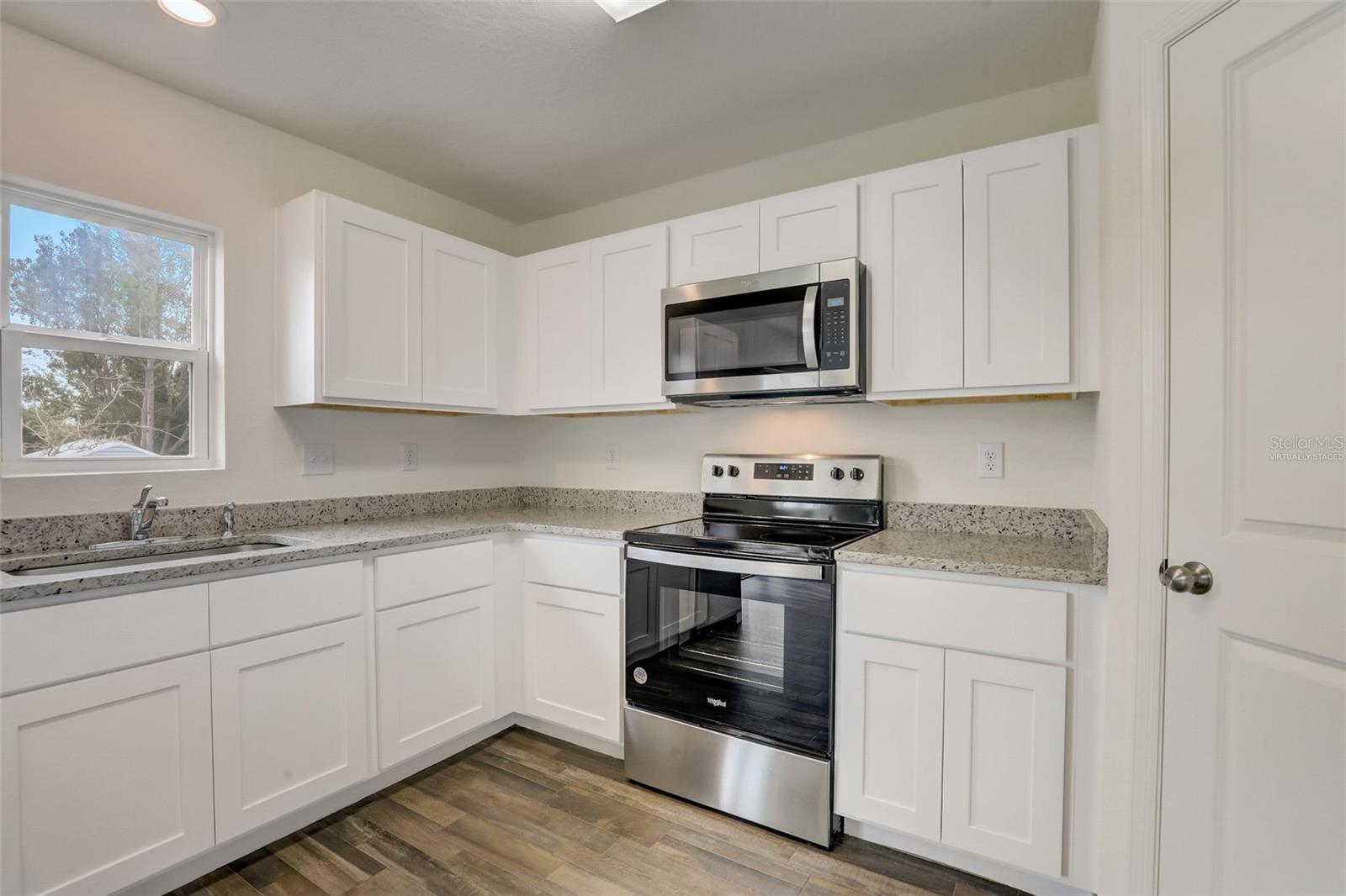 Image 16 of 45 For 5128 Silver Bell Drive