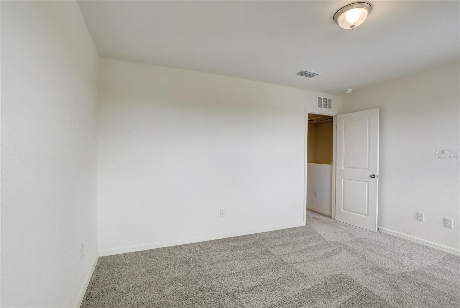 Image 24 of 45 For 5128 Silver Bell Drive