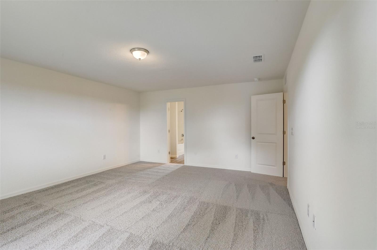 Image 31 of 45 For 5128 Silver Bell Drive