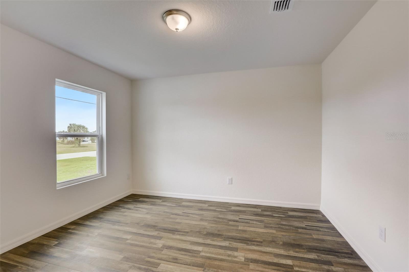 Image 7 of 45 For 5128 Silver Bell Drive