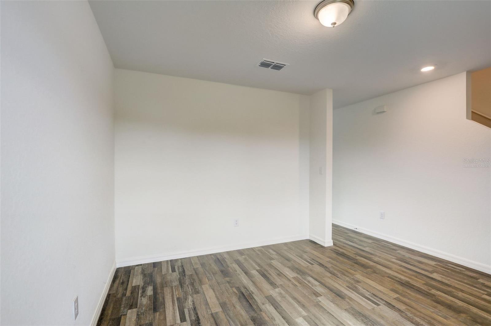 Image 9 of 45 For 5128 Silver Bell Drive