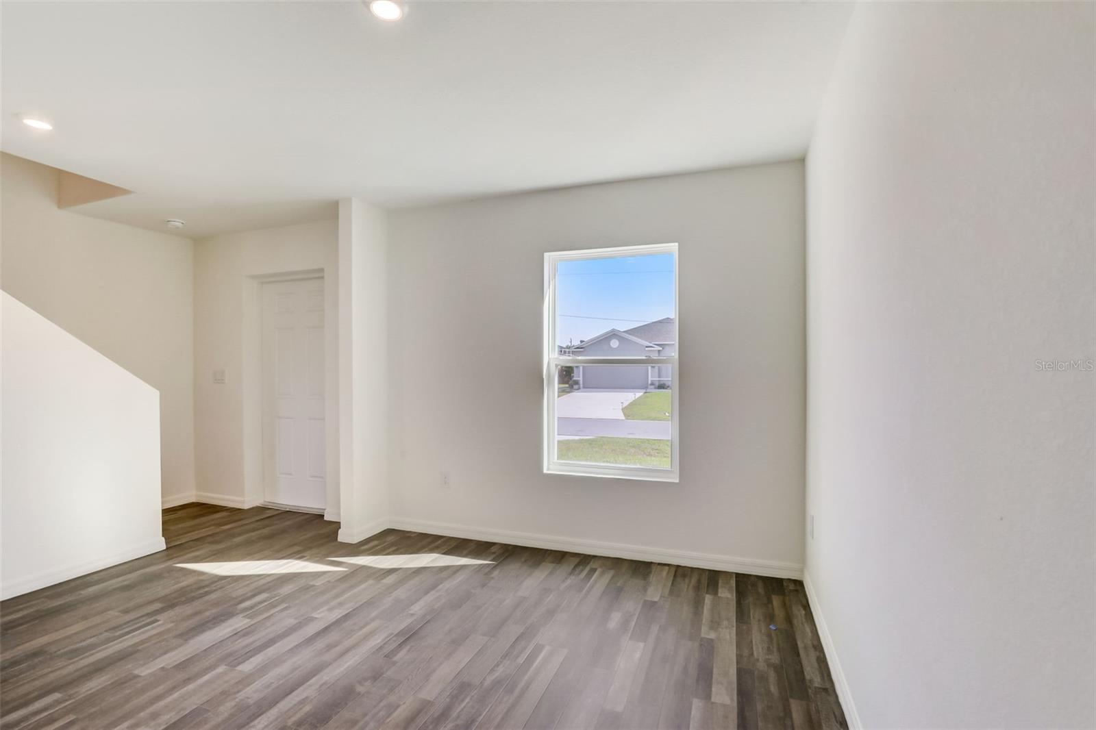 Image 10 of 49 For 18719 Kerrville Circle